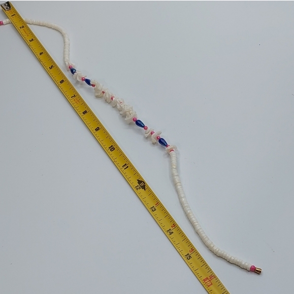 White Heishi Beads and Shell Hawaiian Choker Necklace - Picture 5 of 5